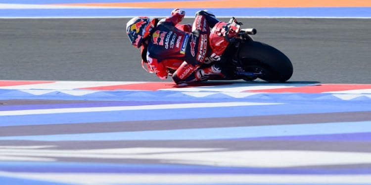 ‘Estávamos a ter mais problemas com o pneu, mas eu era capaz de manter o ritmo de todos’ – Pedro Acosta