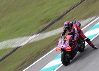 ‘Para o Pecco Bagnaia foi um grande problema estar atrás dele, por isso parou a meio da pista’ – Jorge Martín