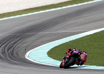 ‘Ia tentar melhorar mais, mas foi demasiado; é positivo ter caído hoje’ – Jorge Martín