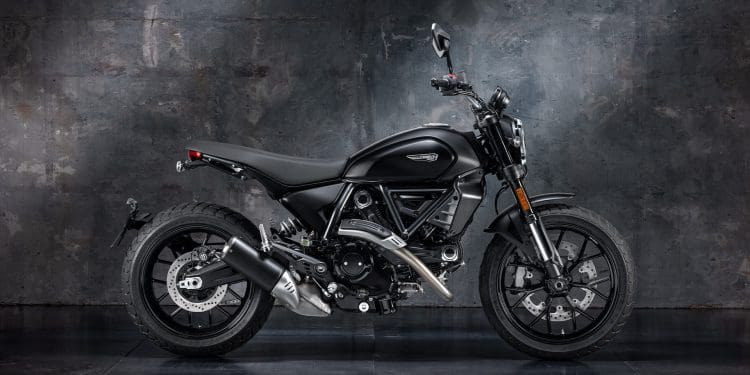Ducati Scrambler Icon Dark: Minimalismo na sua essência mas carregada de novidades