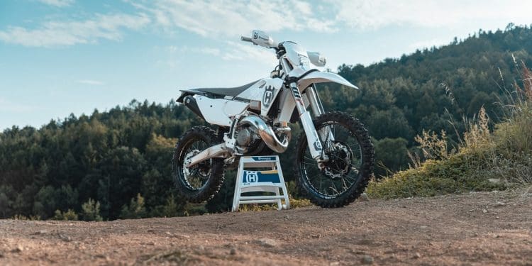 Mais desempenho: Husqvarna apresentou os seus modelos Pro enduro para 2025