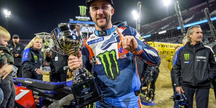 Eli Tomac despede-se das corridas a tempo inteiro em 2025 com a Yamaha Star Racing