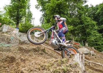 Toni Bou e Emma Bristow conquistam vitória no Taisei Rotec TrialGP do Japão