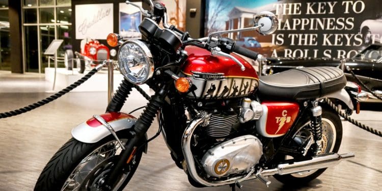 Triumph Elvis Exclusiva – guitarra Gibson a condizer arrecadam fundos para solidariedade