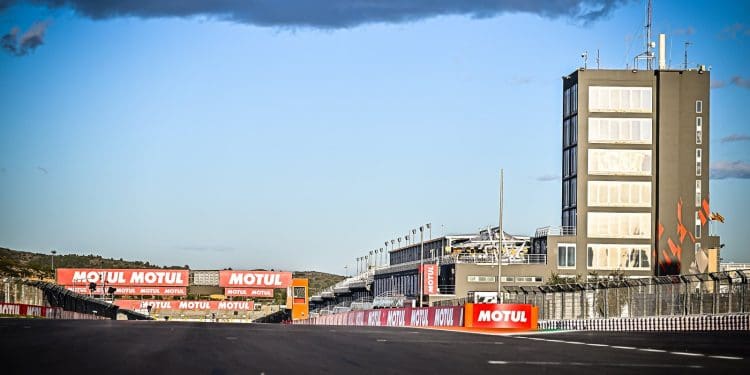 Dorna pretende manter GP de Valência como palco para o final do ano