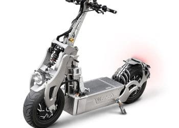 De arrepiar! WEPED Sonic S Dual, a trotinete elétrica que vai além dos 150 km/h