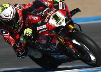 Álvaro Bautista ainda recupera de lesão no pescoço: ‘Não pude treinar bem nos últimos meses’