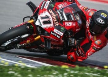 Nicolò Bulega liderou dia 1 dos testes do WSBK em Portimão; Bagnaia e Marc Márquez também rodaram