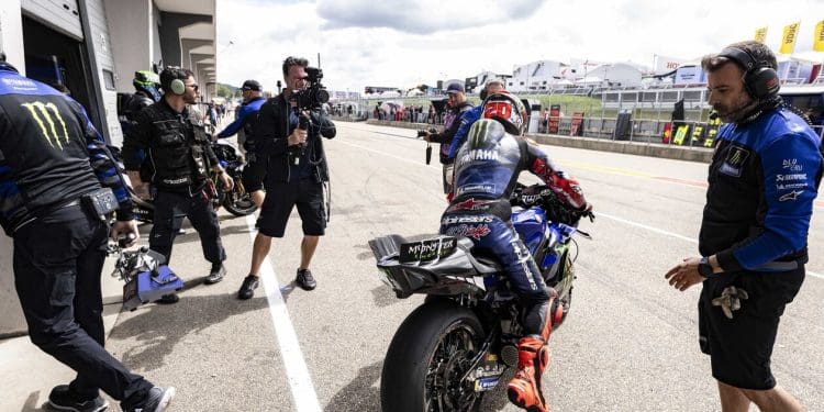 Yamaha a tentar aproveitar concessões da melhor forma e de ‘mente mais aberta’, mas com algum azar, revela Massimo Meregalli
