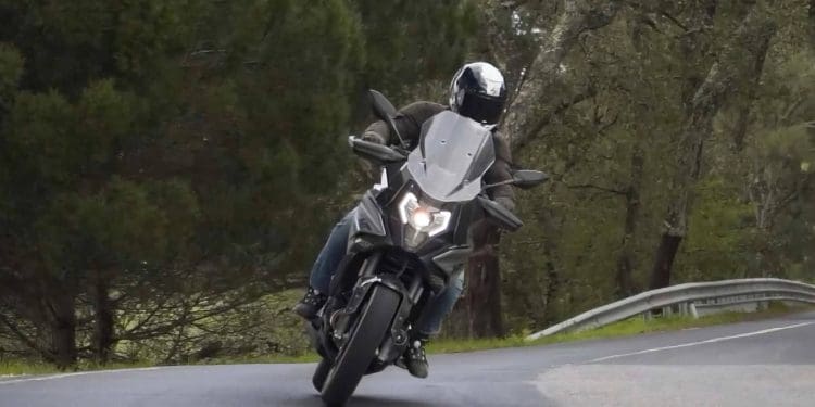 CFMOTO 700MT – companheira para todas as ocasiões