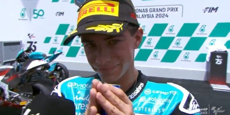 ‘Venci mas sinto que não posso celebrar esta vitória; Vou doar o bónus da vitória a Valência, há coisas mais importantes’ – David Alonso