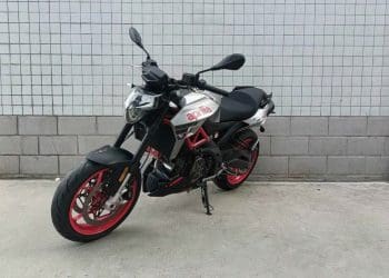 Aprilia Shiver 900 renasce na China como APR900
