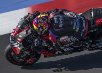 ‘Tentando ser positivo, não vamos voltar a pilotar aqui, já estou enjoado do circuito!’ – Aleix Espargaró