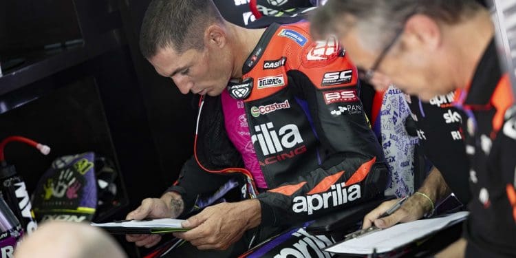 ‘As condições são inaceitáveis, mas não importa; não é uma desculpa, temos de trabalhar’ – Aleix Espargaró