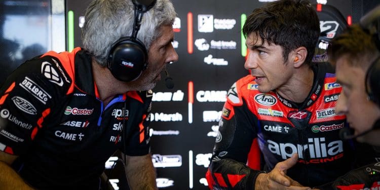 ‘Não conseguia pilotar a moto; se conseguisse, teria continuado em pista’ – Maverick Viñales