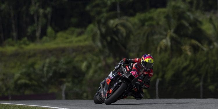 Calor volta a vitimar a Aprilia em Sepang: ‘É impossível, nada funciona’