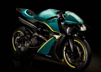 AMB 001 Pro da Aston Martin e da Brough Superior – estilo único com mais de 200 cv