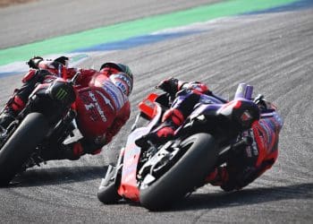 Marc Márquez dá dica a Bagnaia: ‘Ele tem de arriscar, e se em Valência quiser estar na luta amanhã tem de terminar à frente do Martín’