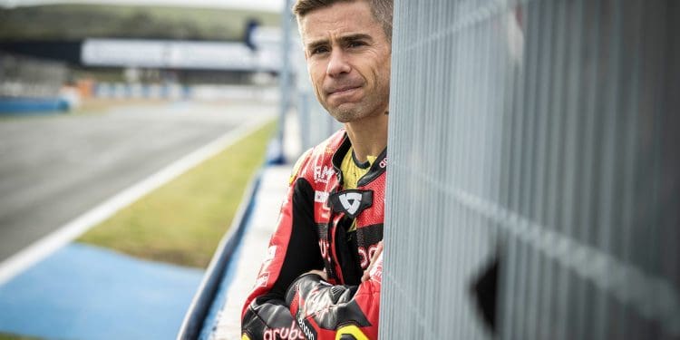 Álvaro Bautista vê com agrado ‘anarquia’ e ‘confusão abençoada’ na Ducati no MotoGP: ‘Limitamo-nos a desfrutar; Há mais espetáculo’