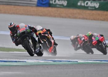 Fabio Quartararo lamentou ‘problemas com a frente’ da M1 na Tailândia; Quis correr mais para ver se ‘eletrónica melhorava ou não’