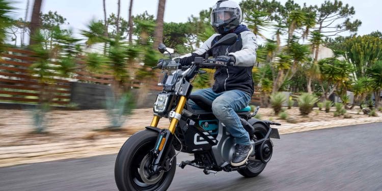 Ensaio – BMW CE 02 – mobilidade com estilo