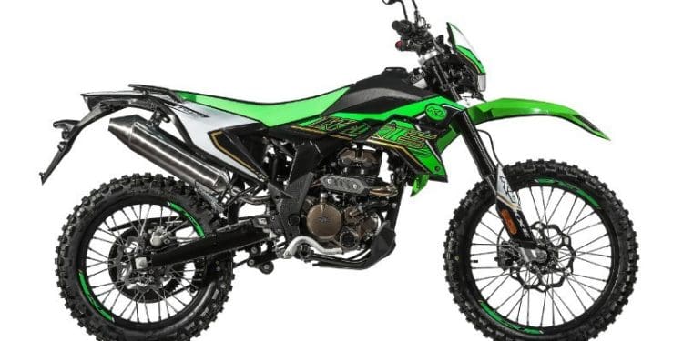 A Off-Road feita a pensar nos aventureiros: KL Motors KXE Enduro 125