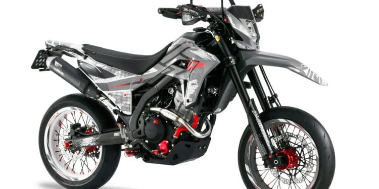 Honda CRF250L Street Motard, elevada pela arte de Dirt Freak