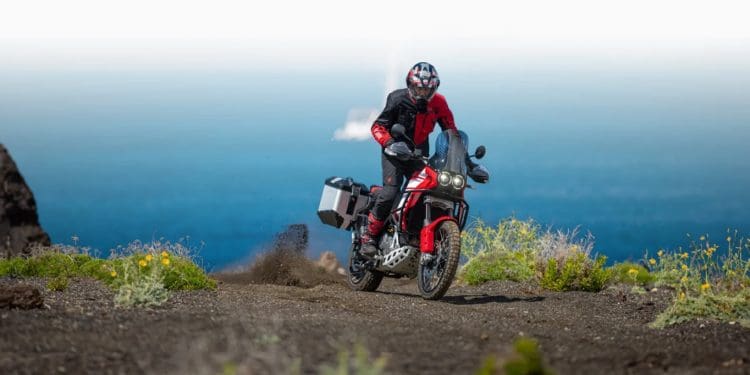 Vídeo: Conheça a Ducati DesertX Discovery