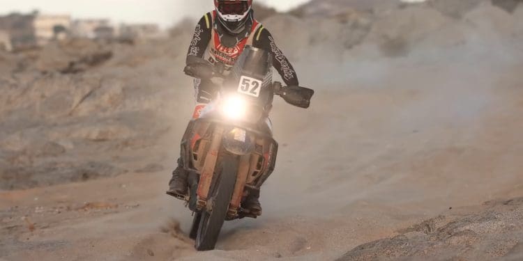 Vídeo: Ducati DesertX Rally em ação no México, com Alexander Smith