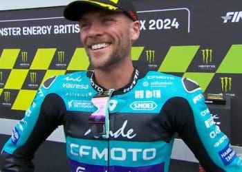 ‘É inacreditável, venci o meu GP caseiro, algo com que sempre sonhei. Não consigo acreditar…’ – Jake Dixon