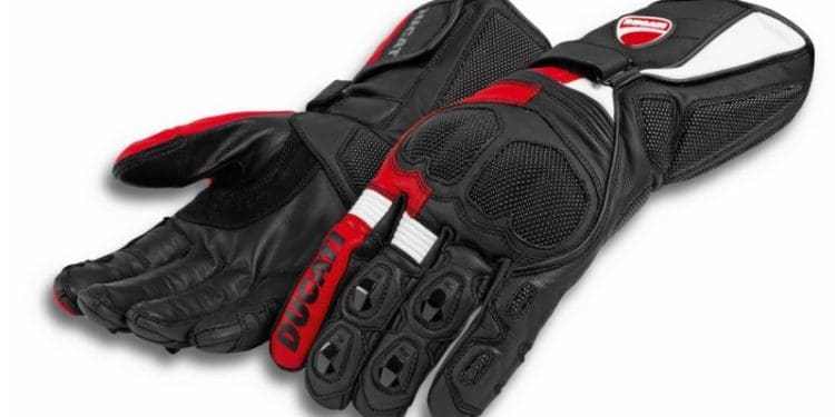 Ducati Speed Evo C2: Proteção e desempenho para motociclistas