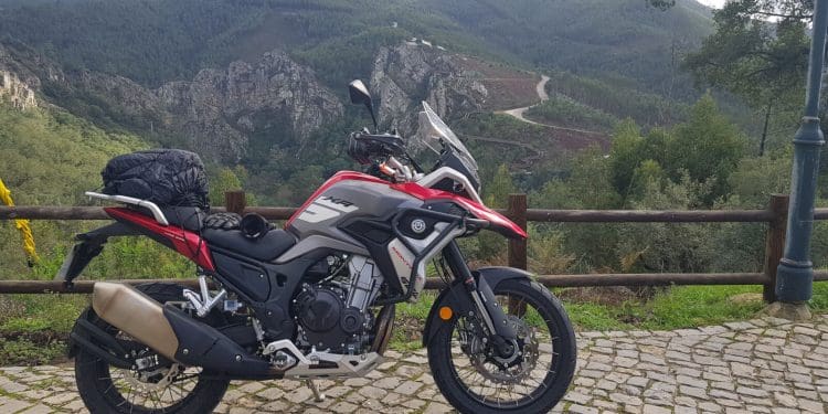 Especial – Mototurismo – ao virar a esquina… a rota das beiras