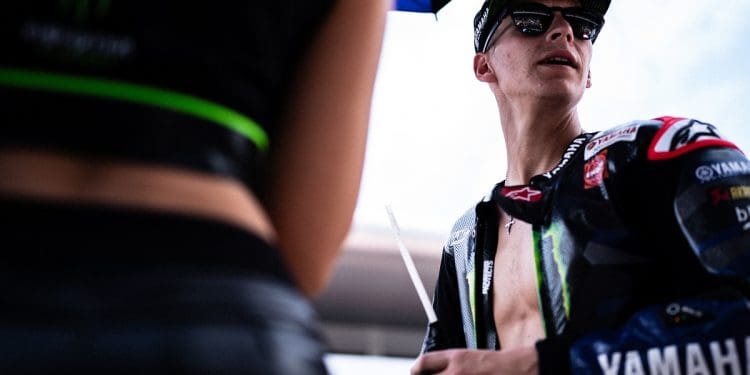 Entrevista exclusiva a Fabio Quartararo: A moda, o surf, e o regresso ao passado no futuro do MotoGP