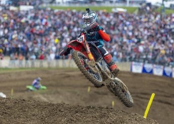 Tim Gajser e Kay de Wolf venceram corridas de qualificação do MXGP da Alemanha