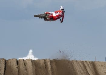 Tim Gajser e Lucas Coenen ganharam corridas de qualificação do MXGP da Chéquia