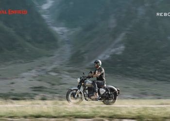 Royal Enfield Classic 350 atualizada para 2025