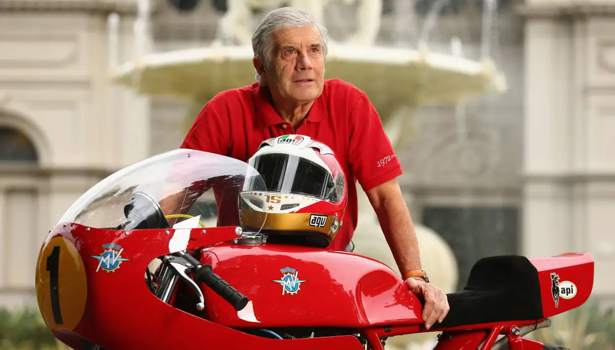 Giacomo Agostini and the MotoGP title fight: 'The winner will be the one who keeps their head the coolest' - Motociclismo