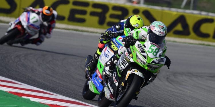 Emoção até ao fim: Iñigo Iglesias ganhou uma das corridas mais renhidas de sempre do WSSP300