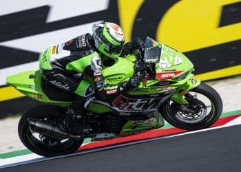 Mirko Gennai brilhou e ganhou na corrida 1 do WSSP300 em Portimão; Tomás Alonso pontuou