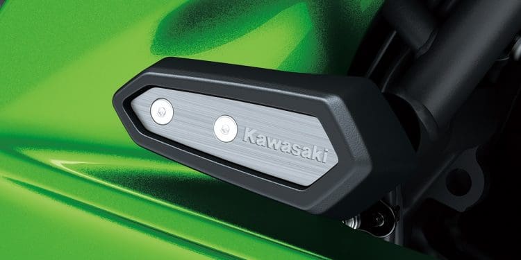 Motores a dois tempos estão vivos e Kawasaki prova-o com esta patente