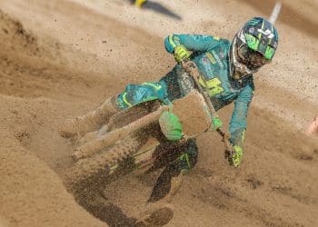 Romain Febvre continua no MXGP com a Kawasaki até 2026