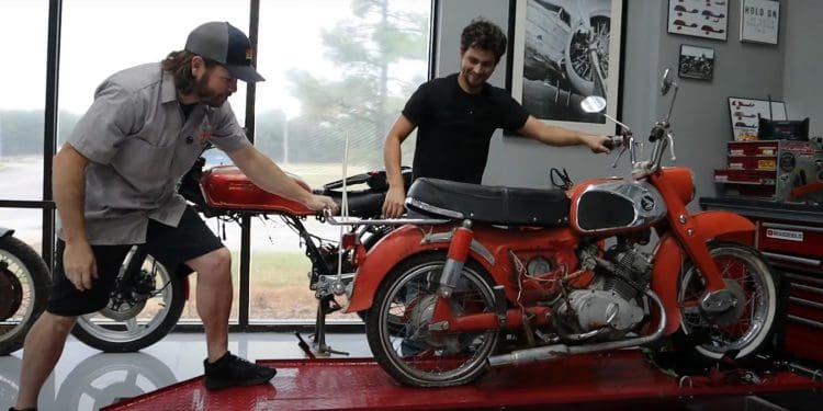 Desafio Brick House Builds: será possível ressuscitar uma Honda Dream 150 praticamente… sem gastos?