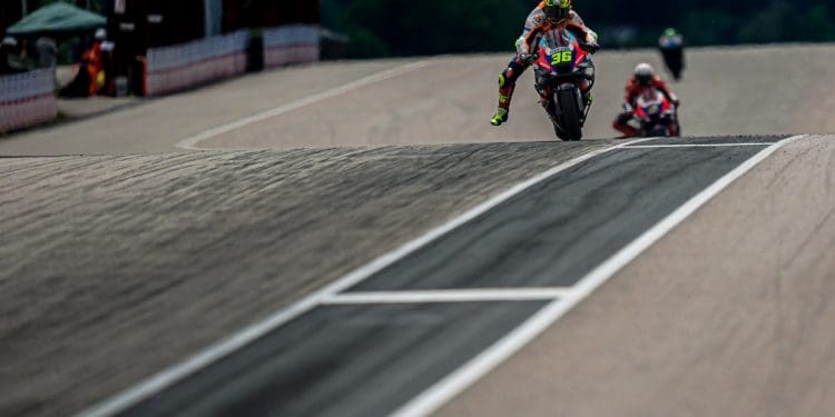 Joan Mir disse «basta» após o GP da Alemanha e convocou reunião de emergência com a Honda