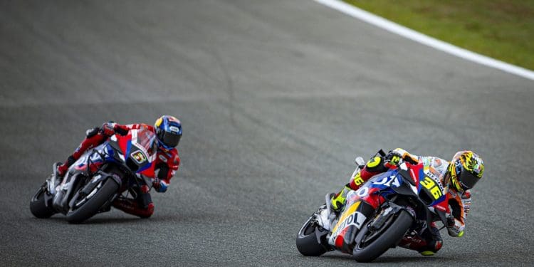 ‘Honda tem de descartar esta temporada; não vão acabar em lado nenhum no campeonato’ – Neil Hodgson