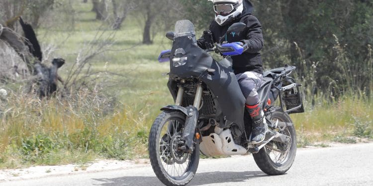 Yamaha Ténéré 700 2025 – imagens exclusivas da nova versão ADV