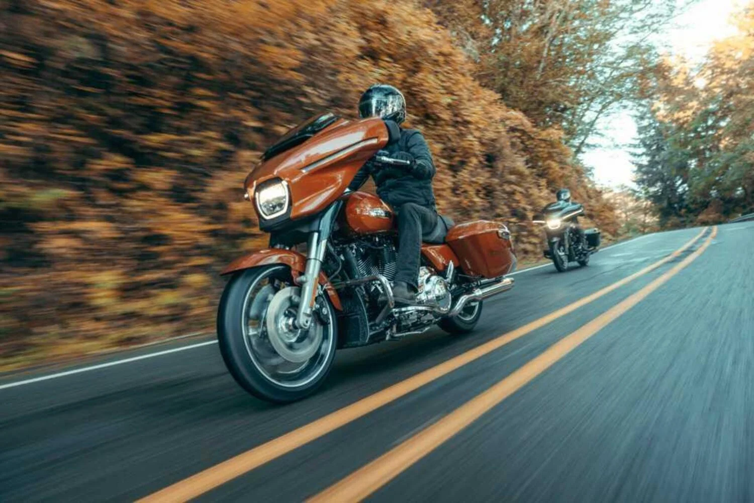 Harley-Davidson Street Glide 2024 – uma das tourers americanas mais representativas e reconhecidas
