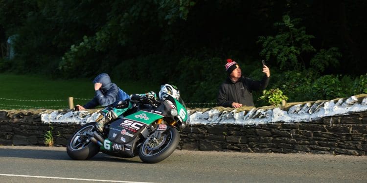 Histórico: Michael Dunlop é o novo recordista da Ilha de Man com 27 vitórias