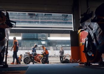 Vídeo: De ciclista a «piloto» de MotoGP em dois dias? Sim, é possível