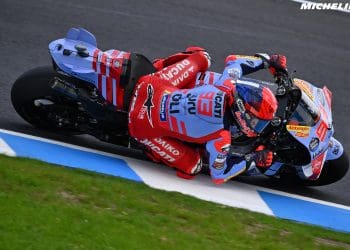 Marc Márquez voltou a estar no topo do MotoGP em Phillip Island no Treino, em sessão fria e que apenas «aqueceu» um pouco no final