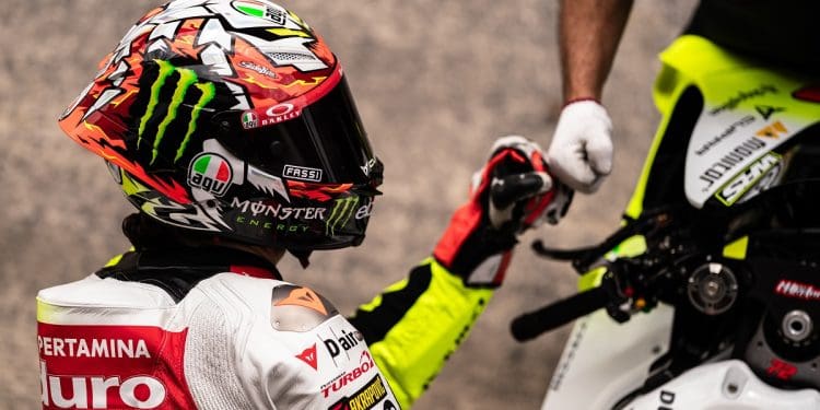 Entrevista exclusiva a Marco Bezzecchi: ‘Preocupo-me comigo mesmo, não com os outros 17 pilotos sem contrato’